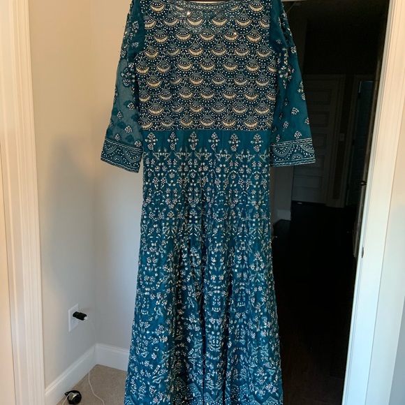 Stunning teal one piece Indian outfit - Picture 4 of 5